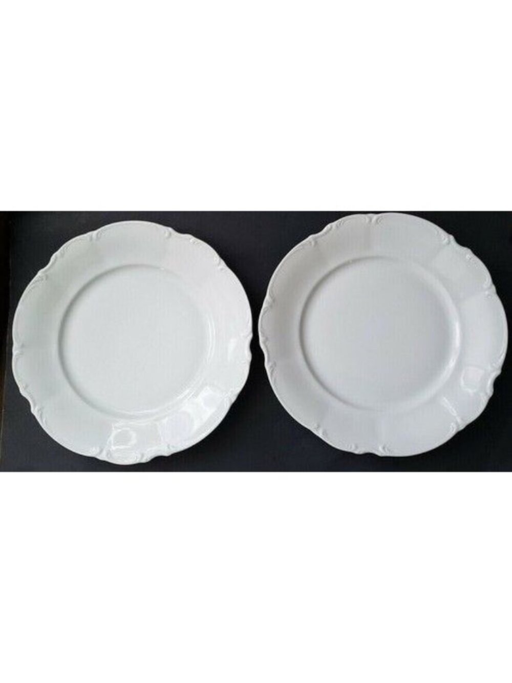 Hutschenreuther Set 2 Sylvia Dinner Plates White Porcelain Scallop Trim 9 7/8"